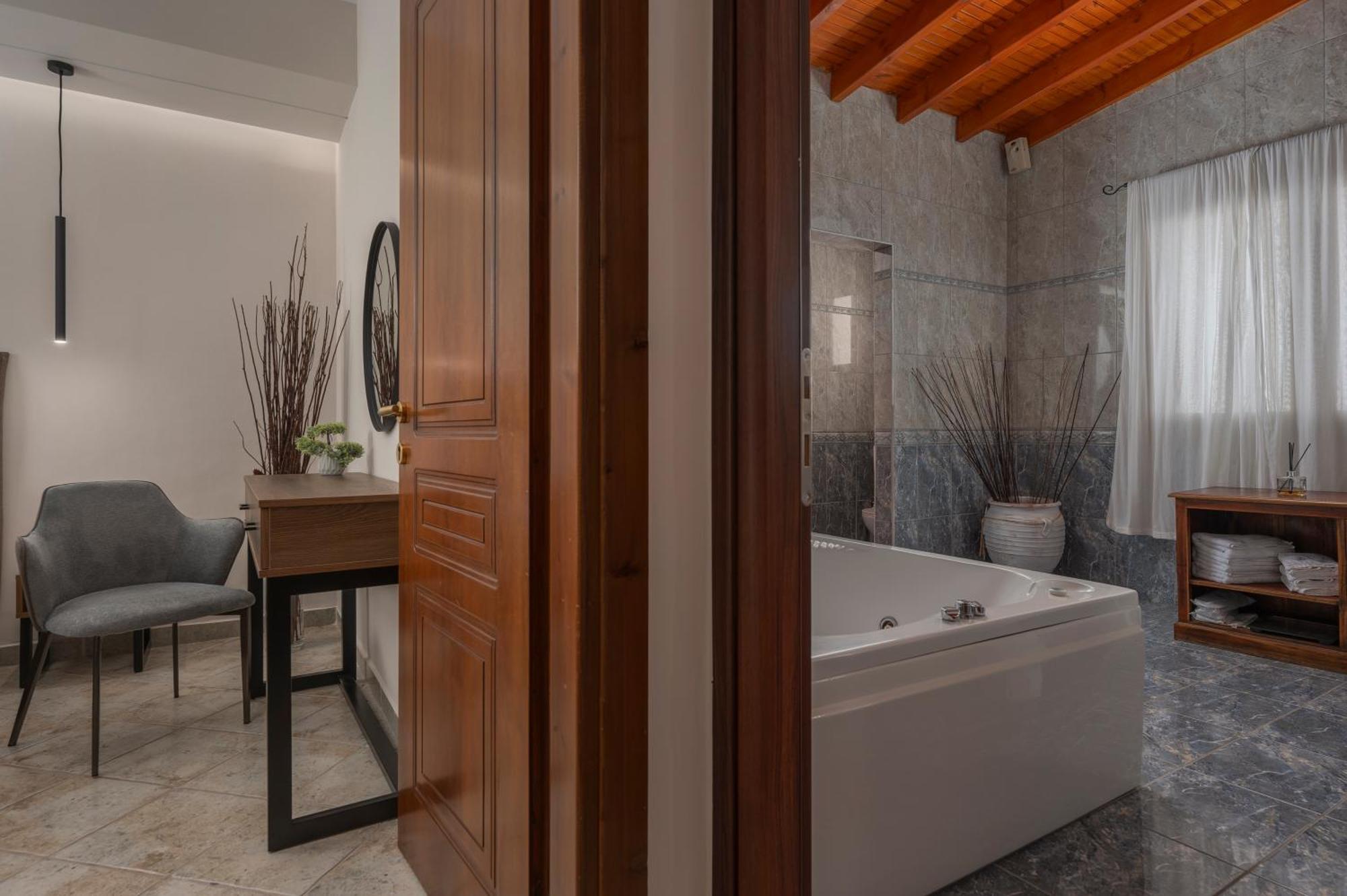 Alia Palace Hotel - Adults Only 16+ 哈爾基季基州 外观 照片 Bathroom