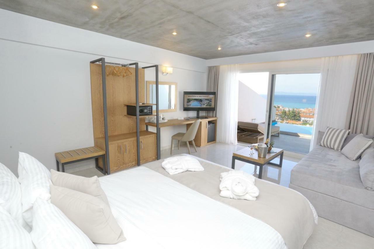 Alia Palace Hotel - Adults Only 16+ 哈爾基季基州 外观 照片